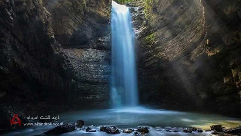 سفر به آبشار ویسادار