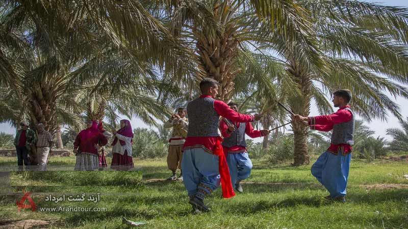 بهترین زمان سفر به قشم در جشن سنتی نخل و خرما