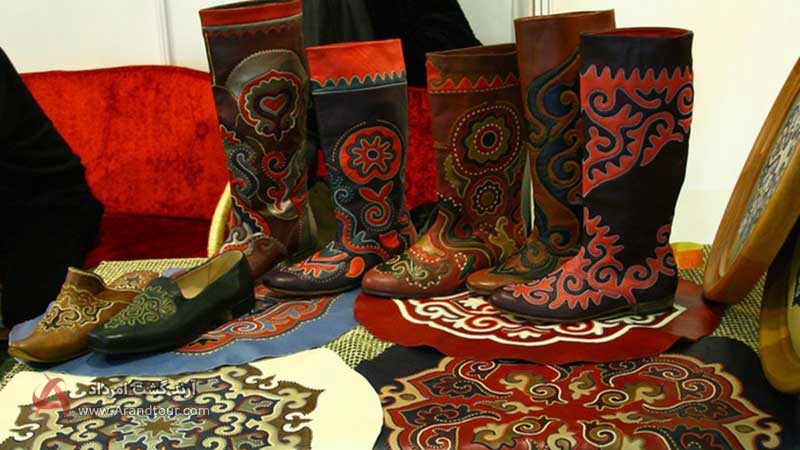 چکمه تاتاری از سوغات ازبکستان