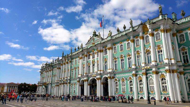 موزه آرمیتاژ سن پترزبورگ در روسیه از جاهای دیدنی روسیه
