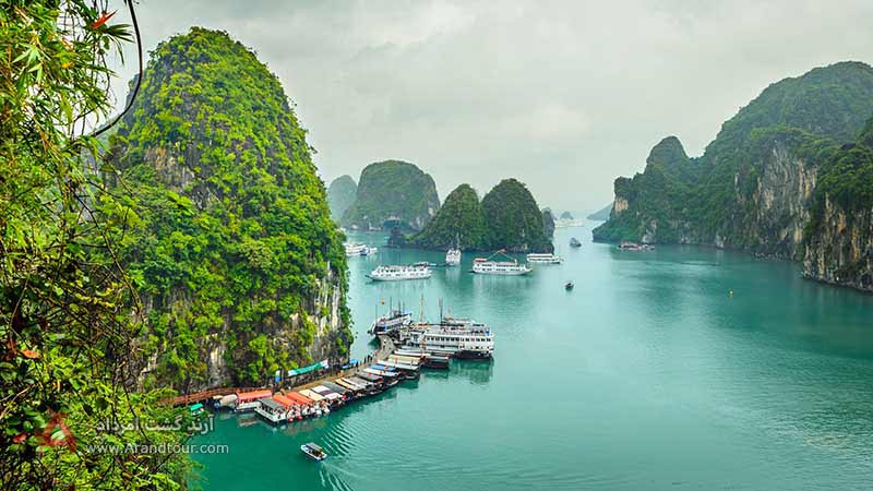 خلیج ها لونگ، از شگفت‌انگیزترین جاذبه‌های طبیعی ویتنام