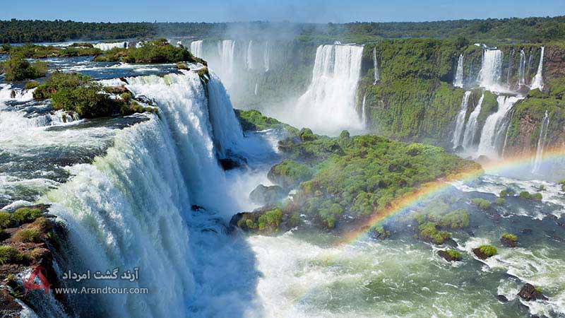 آبشار ایگواسو از جاهای دیدنی برزیل