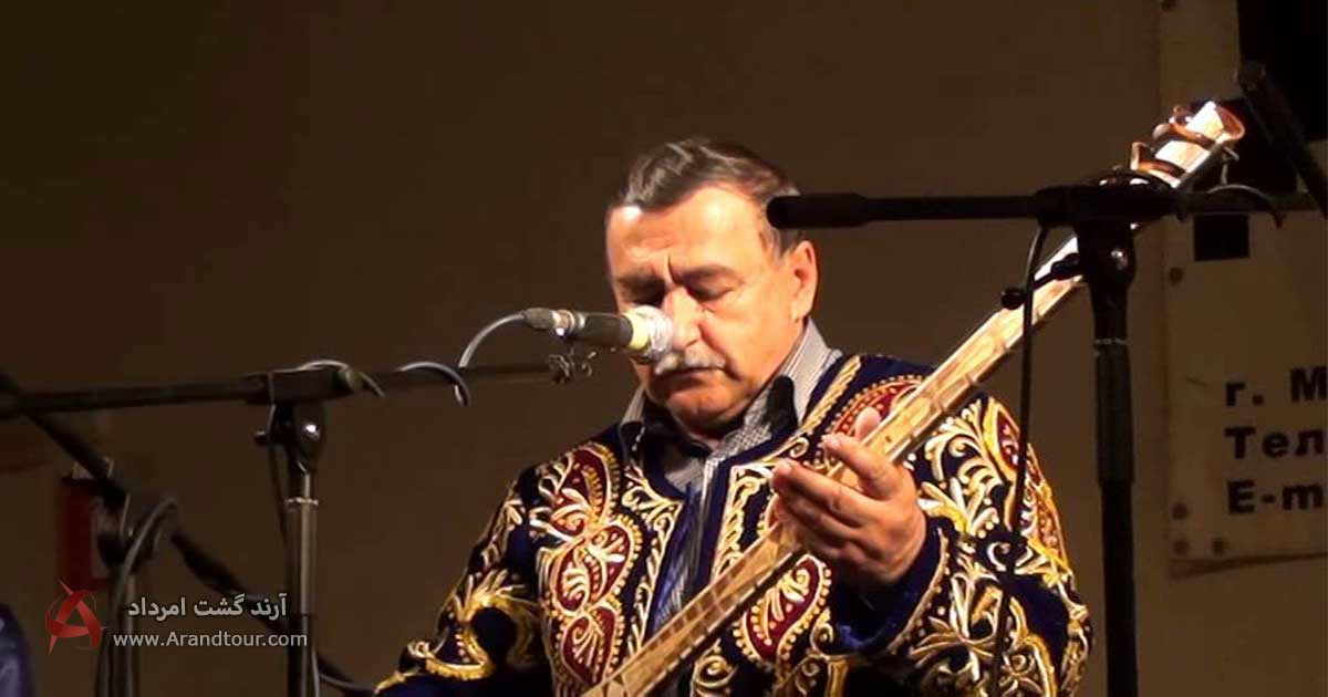 دولتمند خالف؛ خواننده و موسیقی‌دان معروف تاجیکستانی