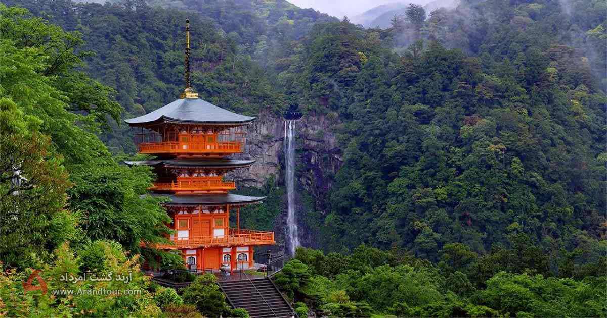 آبشار ناچی در منطقه واکایاما ژاپن