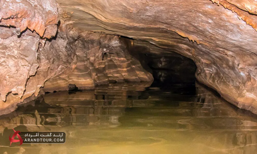 غارنوردی در غار عین ذهب تونس