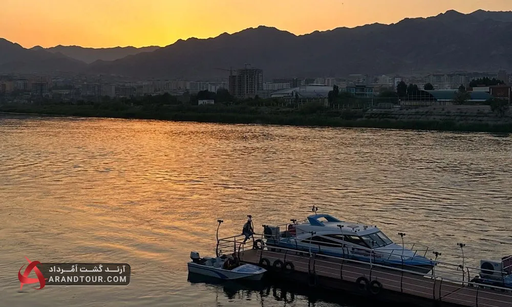 رود سیحون در خجند تاجیکستان