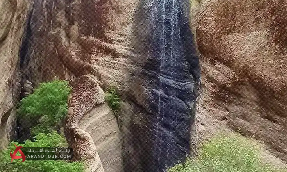 بازدید از آبشارهای لرستان با آرند تور